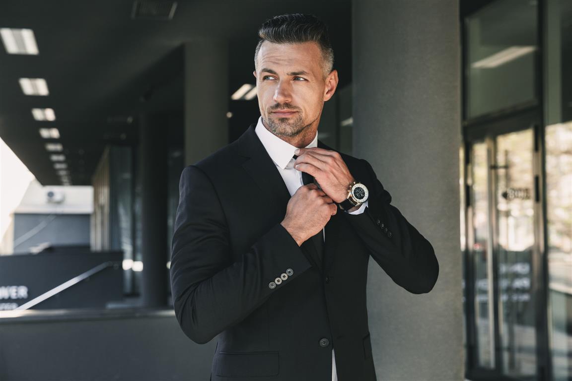 portrait-charming-young-businessman (Medium) portrait-charming-young-businessman (Medium)